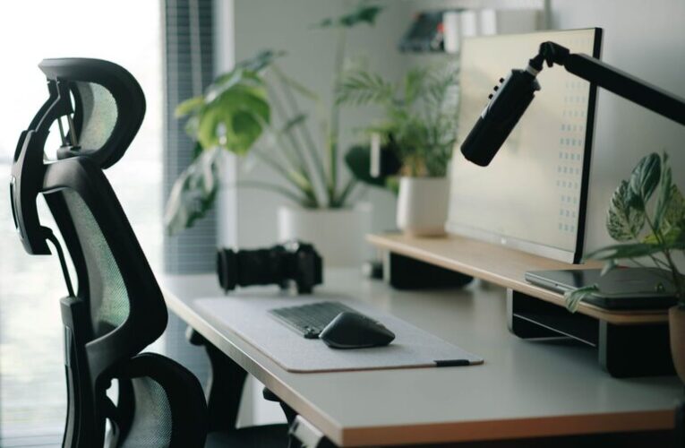 Desk Setup Tips for Focus and Comfort: Create Your Ideal Workspace