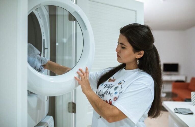 Tips for Caring for Your Clothes Longer and Keeping Them Fresh